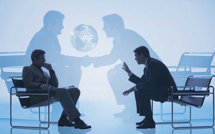 Khi làm kinh doanh, bạn phải biết cách đàm phán với đối tác.